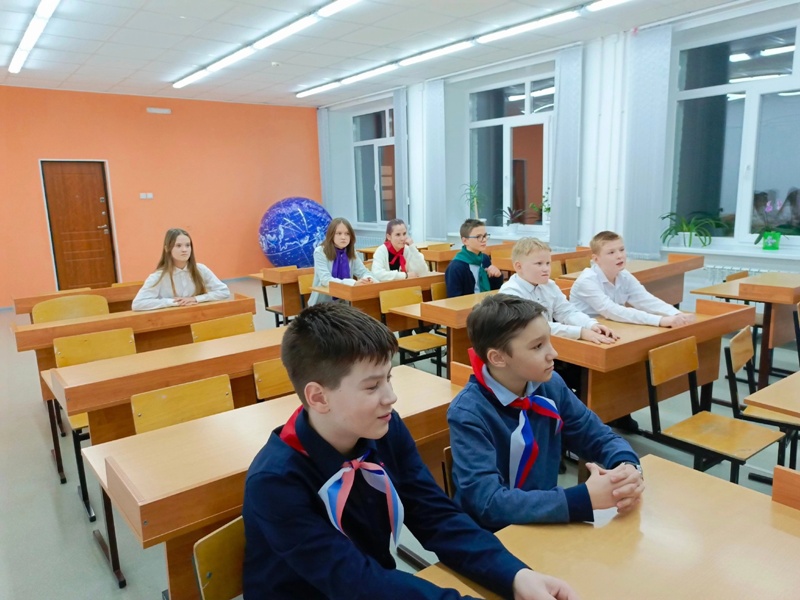 Фестиваль для учащихся 5-6 классов, под названием «России славные сыны».